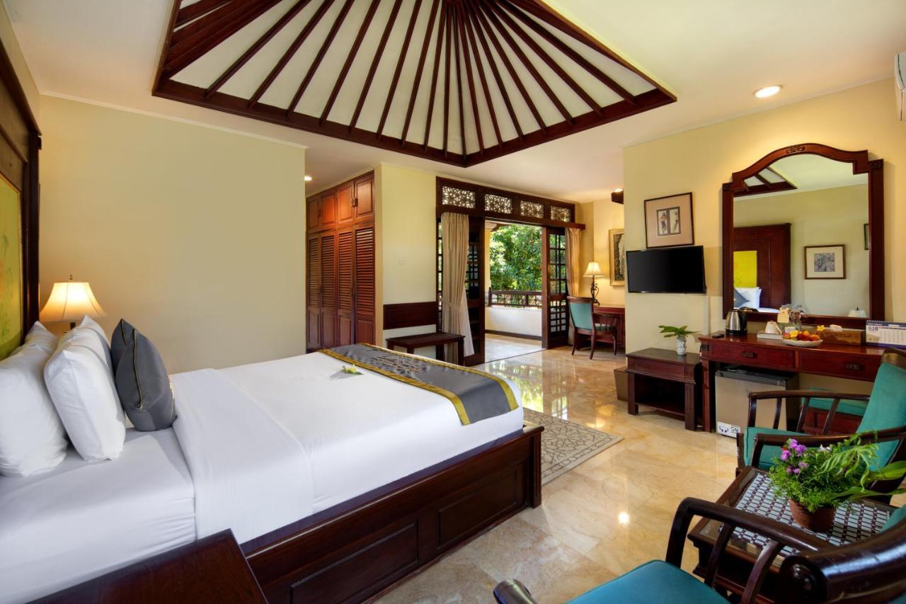 Royal Tunjung Hotel&Villa Legian - CHSE Certified Luaran gambar