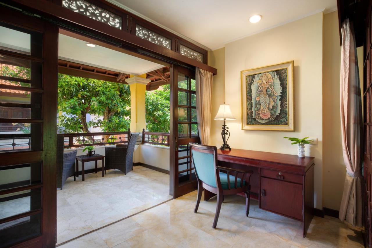 Royal Tunjung Hotel&Villa Legian - CHSE Certified Luaran gambar