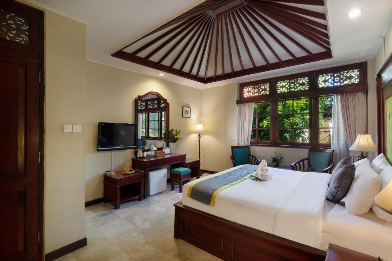 Royal Tunjung Hotel&Villa Legian - CHSE Certified Luaran gambar