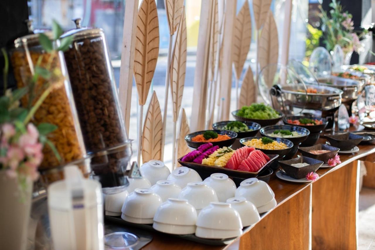 Royal Tunjung Hotel&Villa Legian - CHSE Certified Luaran gambar