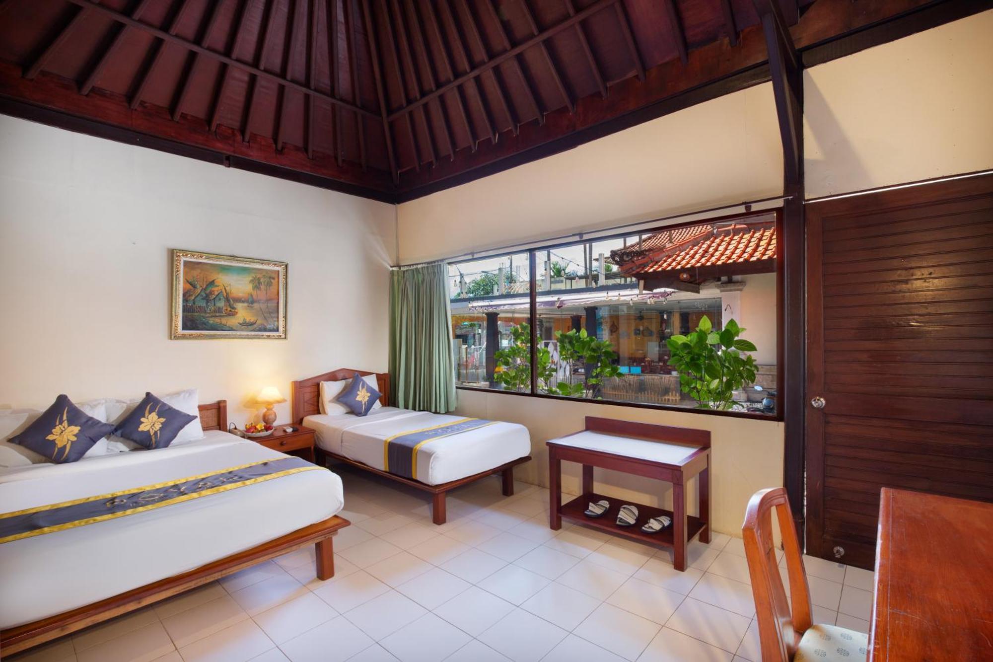 Royal Tunjung Hotel&Villa Legian - CHSE Certified Luaran gambar
