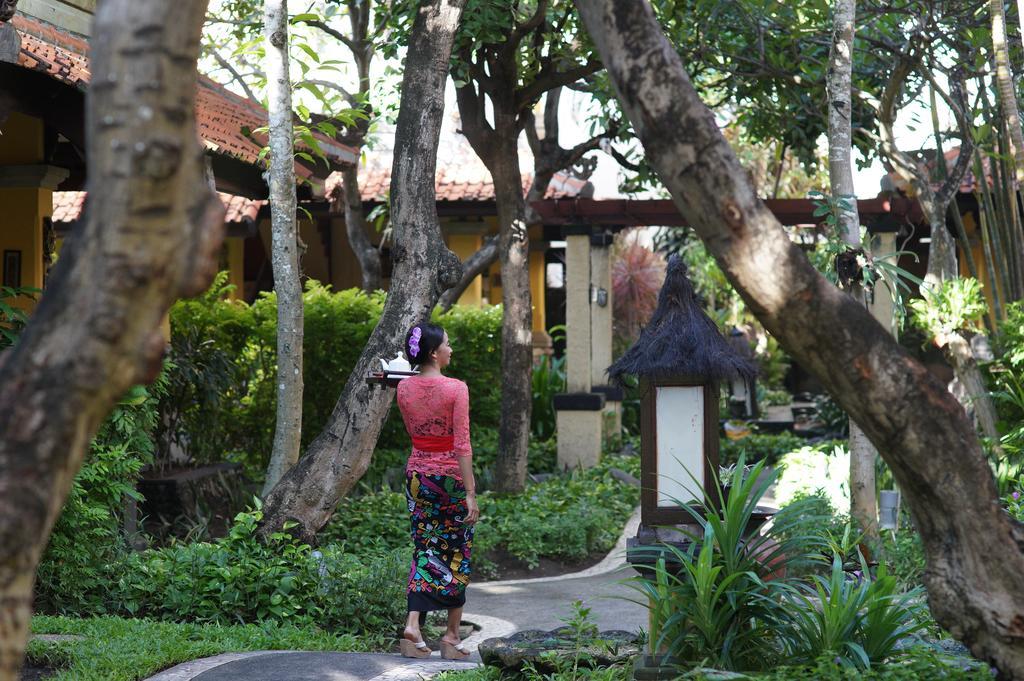 Royal Tunjung Hotel&Villa Legian - CHSE Certified Luaran gambar